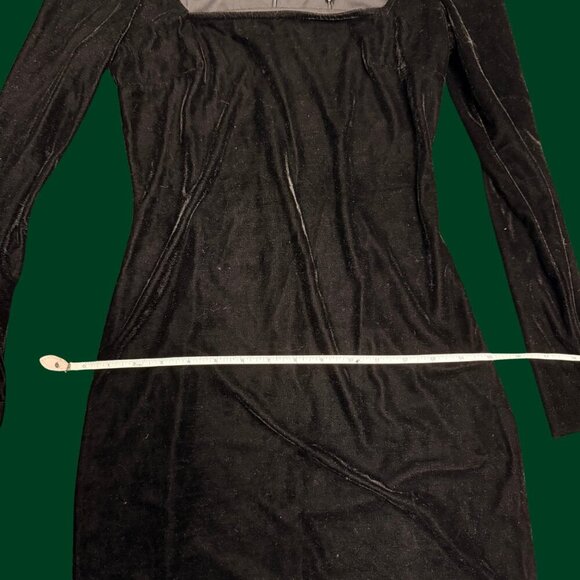 🖤 Alexia Admor Velvet Square Neck Long Sleeve Mini Dress (Size S) - Picture 8 of 10